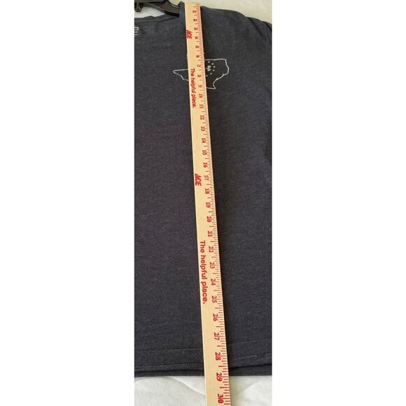 Under Armour Men's HeatGear Long Sleeve Shirt 2XL State of Texas “Never Quit” - Picture 2 of 8